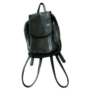 VINTAGE black leather backpack